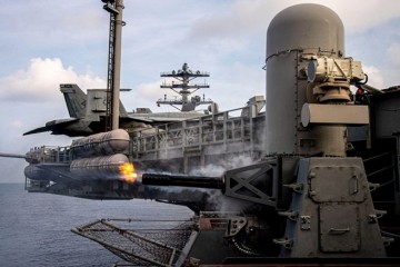 SAD u Crvenom moru prvi put upotrijebio močno oružje! Zovu ga "zadnja linija obrane"