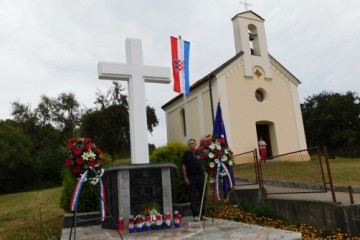 Masakr nad Hrvatima u selu Pecki - zaseok Bjelovac, 16. kolovoza 1991. godine