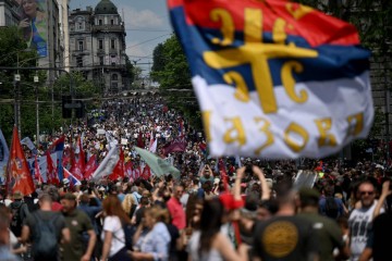 Vrije na jedan od najvažnijih praznika za Srbe, Vučiću istječe rok: ‘A zašto se to ne događa u Hrvatskoj ili Grazu?‘