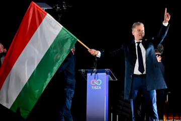 Peter Magyar uvjerljivo pobijedio Orbana: Tisza osvojila dvotrećinsku većinu u mađarskom parlamentu