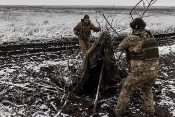 'Gadovi nas šalju ravno u smrt': Ukrajinski vojnici masovno napuštaju postrojbe