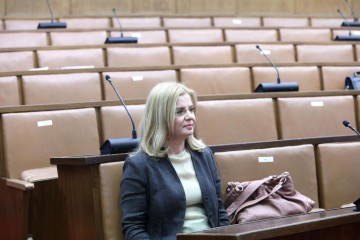 ZLATA ĐURĐEVIĆ: “Laž je da sam pitanje Vidović Krišto o statusu JNA ocijenila političkim”