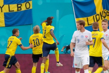 Švedska je protiv Slovačke slavila minimalnom pobjedom, a strijelac s bijele točke bio je Forsberg