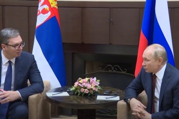 Rusi su izvrijeđali Vučića: On je obična politička ku*va! Izdajica