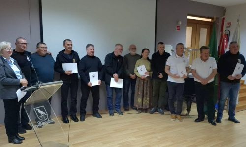 ODRŽANA TRIBINA „DINARA – PLANINA PONOSA I ŽRTVE HRVATSKIH BRANITELJA“