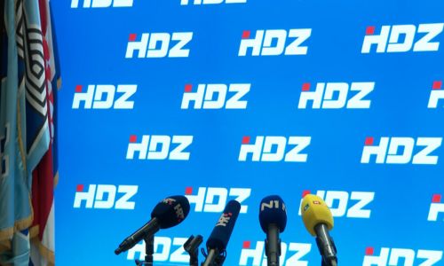 HDZ-ovci udaraju na ‘partiju’: Evo kako ste pokušali inscenirati međunarodni incident