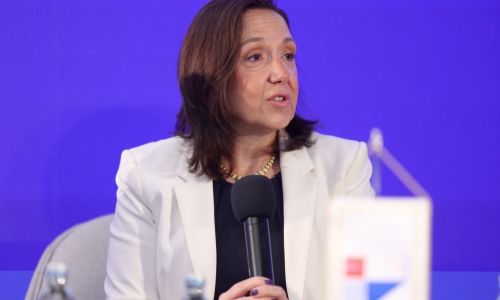 Uvode se nova pravila za liječnike koji rade kao privatnici, a bolnice i ambulante povezuju