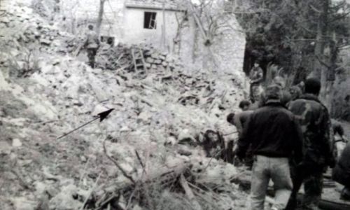 AGRESOR POSTAO “ŽRTVA”?! Pilot koji je bombardirao Metković danas svjedoči protiv branitelja – SRAMOTA SUSTAVA