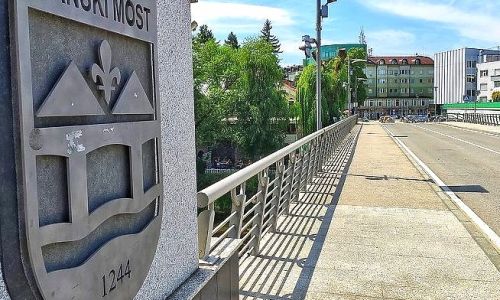 Zločini u Sanskom Mostu: Istina o logorima i dolini patnje