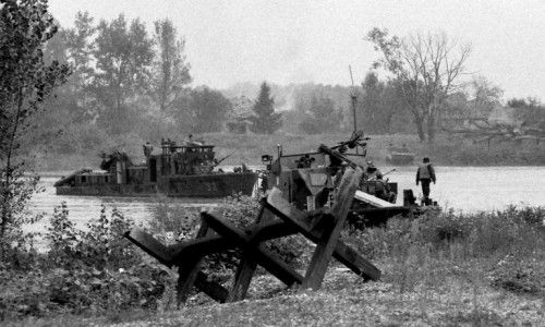 JEZIVA NOĆ NA SAVI: Sedam branitelja nestalo u mraku – “Čuli smo ih kako umiru, nismo mogli pomoći