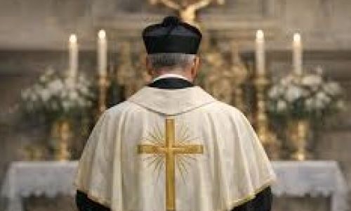 Svećenik tužio MORH jer mu nisu priznali status branitelja, bahato mu odgovorili; ‘Bio sam na meti snajpera...‘